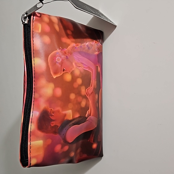 Disney Hot Topic Tangled Cosmetic Bag NWT - Picture 2 of 7